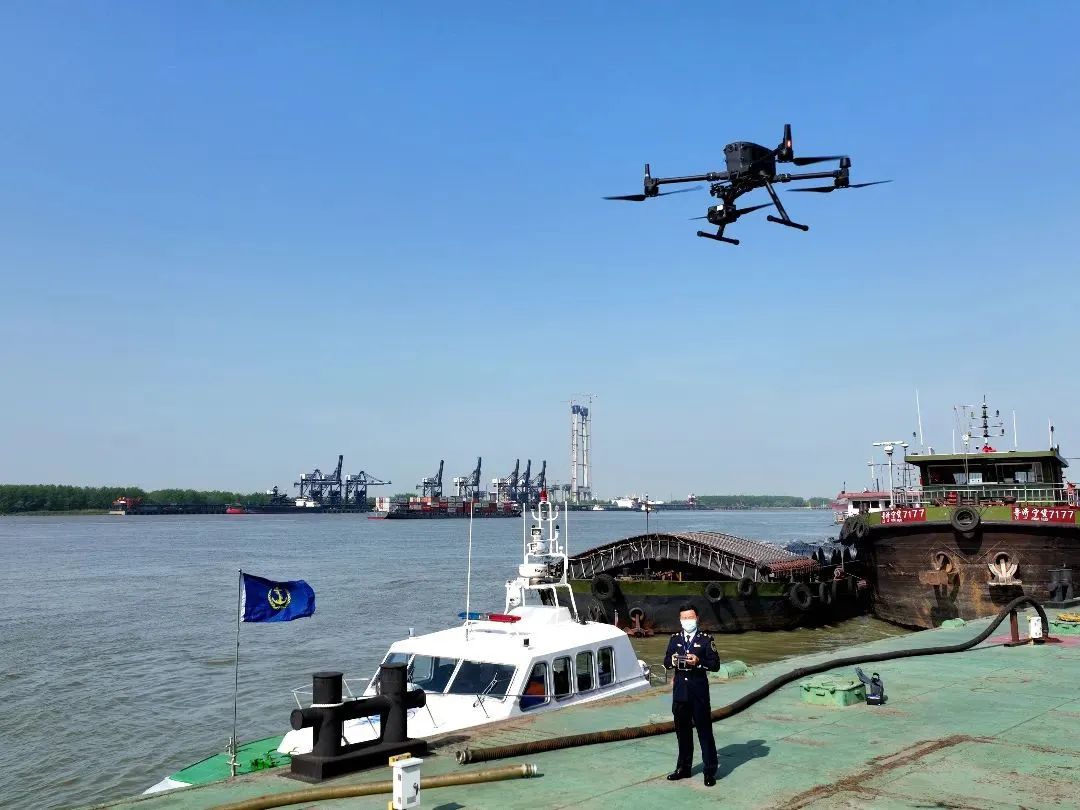 首飞成功！长江南京段实现无人机巡检常态化 (图1)